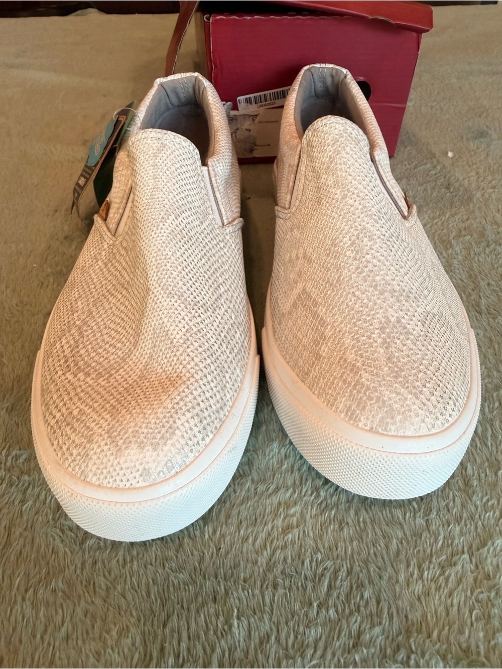 LAMO Piper Slip-On Sneakers – White Snake Print (Store Display) 9